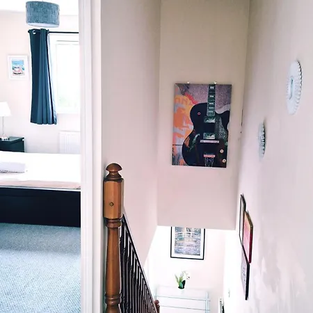 Holiday home Spacious 2 Bed House Close To Parkway Station Bristol