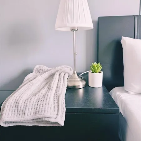 Park On The Doorstep, 2-bed Modern House In Stoke Gifford, Nr Parkway Station And Uwe * Bristol