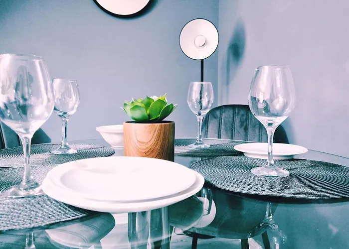 Park On The Doorstep, 2-bed Modern House In Stoke Gifford, Nr Parkway Station And Uwe בית נופש בריסטול