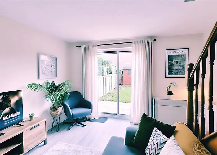 בית נופש Park On The Doorstep, 2-bed Modern House In Stoke Gifford, Nr Parkway Station And Uwe