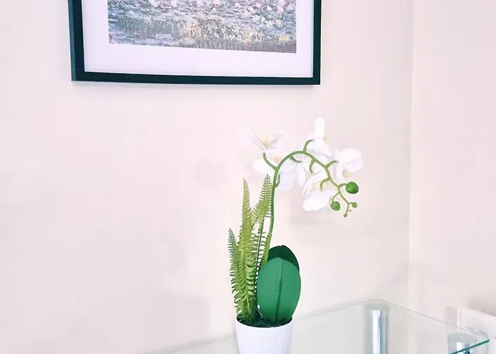 Park On The Doorstep, 2-bed Modern House In Stoke Gifford, Nr Parkway Station And Uwe 度假居 *